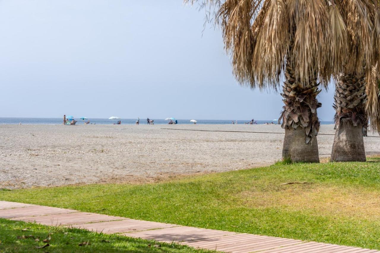 Lujo Frente Al Mar. Luxury On The Beachfront. Motril Eksteriør billede